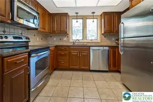 1148 Meadowbrook Cir W, Allentown City, PA 18103 - Photo 15