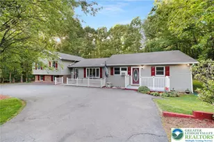 256 Sundance Rd, Chestnuthill Twp, PA 18330 - Photo 3