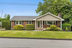 104 E Landis St, Coopersburg Boro, PA 18036 - Photo 1