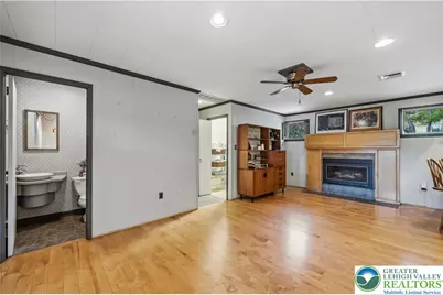 1042 N 38th Street, South Whitehall Township, PA 18104 - Photo 15