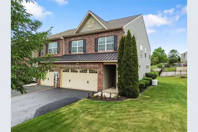 5039 Dale Trail, Upper Macungie Township, PA 18104 - Photo 3