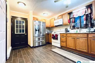 149 Livingston Ln, Clifton Twp, PA 18424 - Photo 9