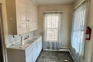 452 S Main St, Bangor Boro, PA 18013 - Photo 3