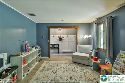 6124 Hilltop Road, Upper Macungie Township, PA 18069 - Photo 11