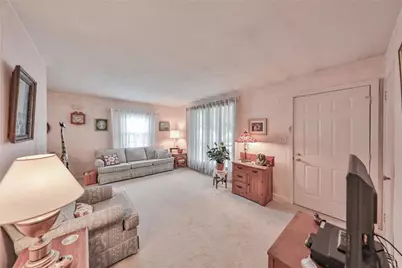 2883 South Street, Allentown City, PA 18103 - Photo 3
