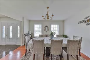 42 Louis Cir, Butler Twp, PA 18222 - Photo 15
