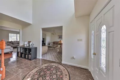 42 Louis Circle, Butler Twp, PA 18222 - Photo 11