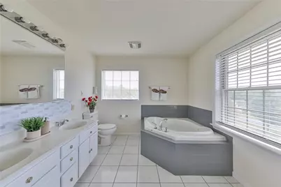 42 Louis Circle, Butler Twp, PA 18222 - Photo 29