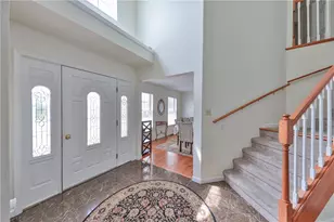 42 Louis Cir, Butler Twp, PA 18222 - Photo 11