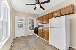 244 E South St, Allentown City, PA 18109 - Photo 9
