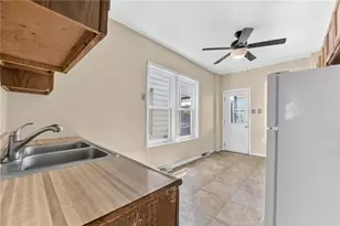 244 E South St, Allentown City, PA 18109 - Photo 7