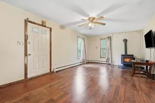 320 Wild Creek Dr, Penn Forrest, PA 18229 - Photo 3