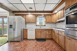 1560 1st St, Bethlehem Township, PA 18020 - Photo 7