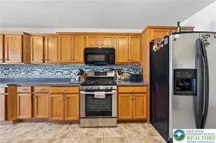 1330 Briarwood Ln, Forks Twp, PA 18040 - Photo 13