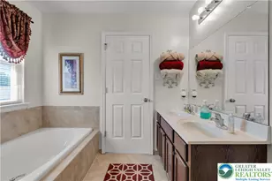 923 King Way, Upper Macungie Township, PA 18031 - Photo 35