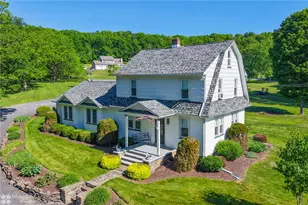 1404 Sugar Hollow Rd, Chestnuthill Twp, PA 18353 - Photo 3
