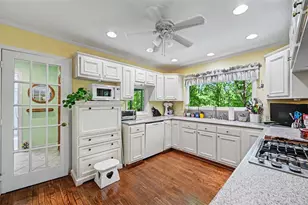 129 Wagoner Ln, Hawley, PA 18428 - Photo 29