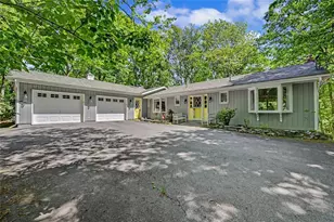 129 Wagoner Ln, Hawley, PA 18428 - Photo 3