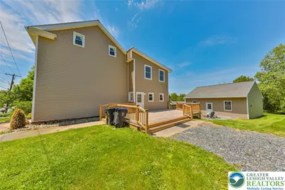 1113 E Emmaus Avenue, Allentown City, PA 18103 - Photo 39