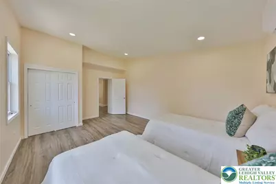 1113 E Emmaus Avenue, Allentown City, PA 18103 - Photo 31