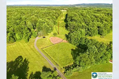 9033 Loop Road, Slatington Boro, PA 18080 - Photo 33