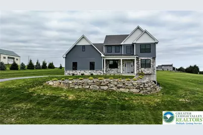 465 Gail Drive, Bushkill Twp, PA 18064 - Photo 9