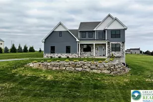 465 Gail Dr, Bushkill Twp, PA 18064 - Photo 9