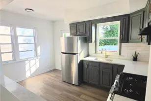 705 23rd St, Wilson Boro, PA 18042 - Photo 3