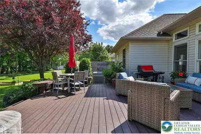 235 Hopewell Drive, Upper Macungie Township, PA 18104 - Photo 7