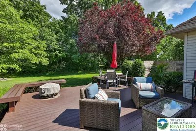 235 Hopewell Drive, Upper Macungie Township, PA 18104 - Photo 5