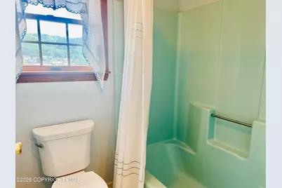42 E Columbus Avenue, Nesquehoning Boro, PA 18240 - Photo 15