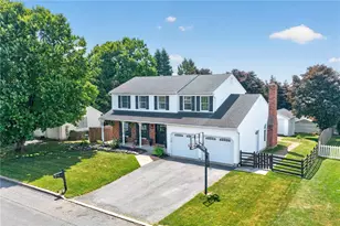 164 Kingsbury Ct, Upper Nazareth Twp, PA 18064 - Photo 5