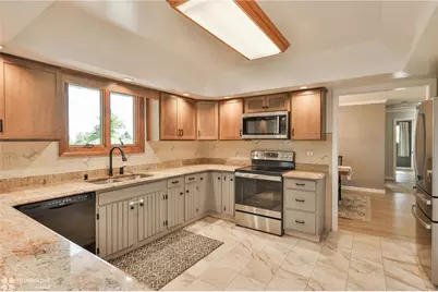 6124 Hilltop Road, Upper Macungie Township, PA 18069 - Photo 15
