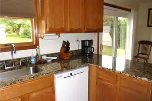 3010 Birch St, Whitehall Township, PA 18052 - Photo 5