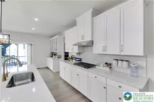 8548 Lafayette Ln, Upper Macungie Township, PA 18051 - Photo 25