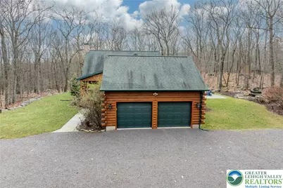1212 Acacia, Hawley, PA 18428 - Photo 37