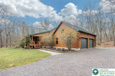 1212 Acacia, Hawley, PA 18428 - Photo 33