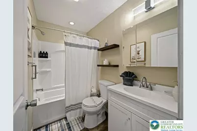 1739 Rolling Hills Drive, Tobyhanna, PA 18466 - Photo 13