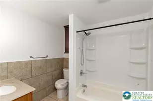608 N Delaware Dr, Easton, PA 18042 - Photo 25