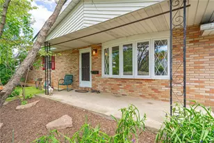 610 Berger St, Emmaus Boro, PA 18049 - Photo 3