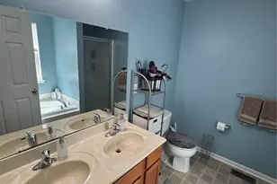 1081 Tudor Dr, Upper Macungie Township, PA 18031 - Photo 29