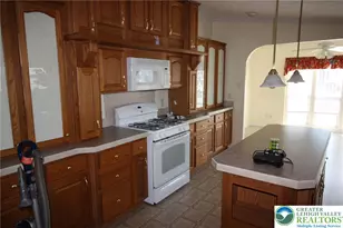 5256 Brunswick Ln, Macungie Boro, PA 18062 - Photo 13