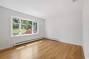 3951 Kenrick Dr, Bethlehem City, PA 18020 - Photo 5