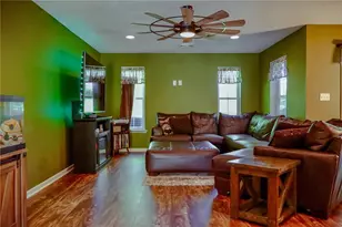 134 Sciota Garden Rd, Hamilton Twp, PA 18354 - Photo 3