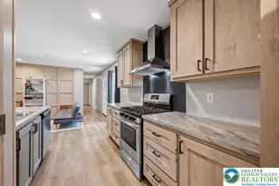 6016 Ambler Ct, Washington Township, PA 18080 - Photo 5