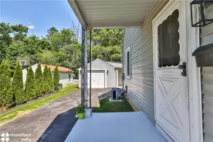 415 Willow Rd, Hellertown Boro, PA 18055 - Photo 9