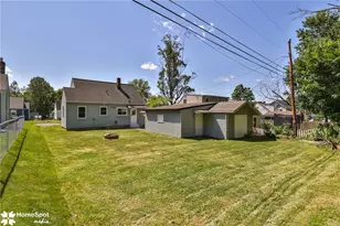 415 Willow Rd, Hellertown Boro, PA 18055 - Photo 7