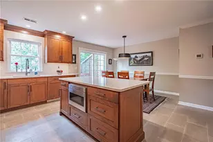 2760 Red Oak Cir, Bethlehem City, PA 18017 - Photo 19