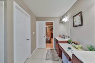 1196 Glassywing Pl, Upper Macungie Township, PA 18031 - Photo 35
