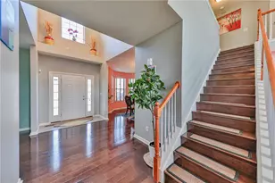 1196 Glassywing Pl, Upper Macungie Township, PA 18031 - Photo 5